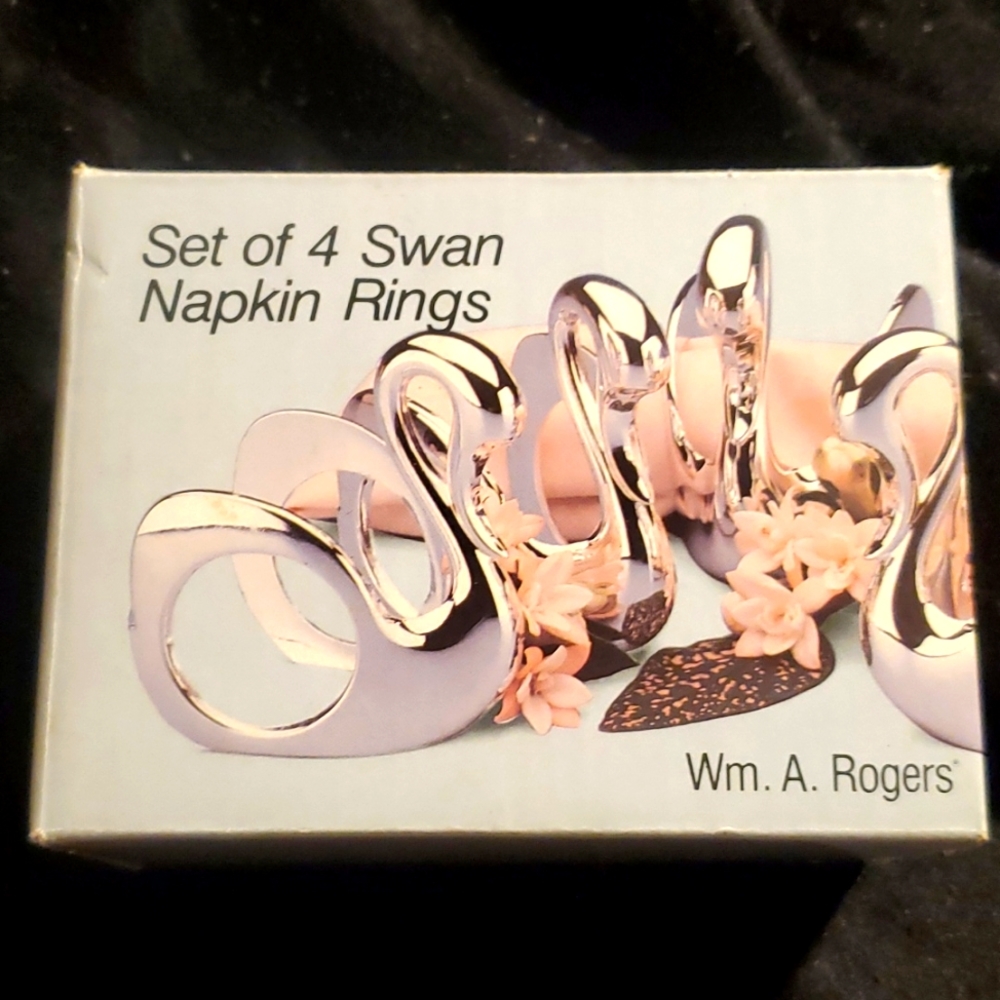 Vintage set of 4 silver plate napkin rings